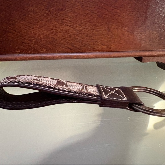 NWOT Coach Brown and Tan leather and canvas Key Holder - Picture 2 of 7